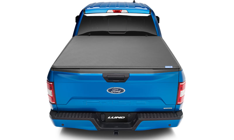 Lund 2023 Chevey Colorado 2023 GMC Canyon (5ft. Bed) Genesis Elite Tri-Fold Tonneau Cover Black