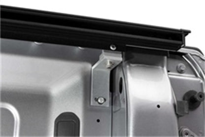 Roll-N-Lock 16-18 Toyota Tacoma Double Cab SB 60-1/2in A-Series Retractable Tonneau Cover