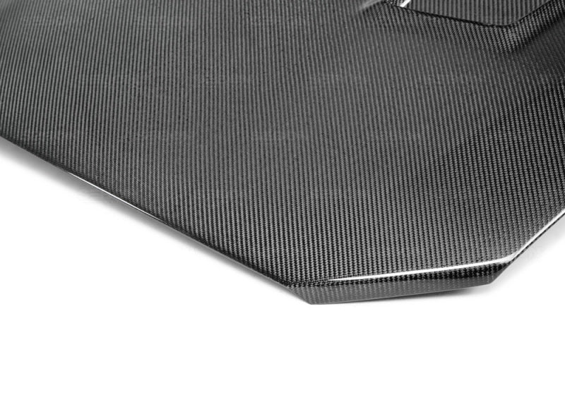 Seibon 11 BMW F20/F22 DV-Style Carbon Fiber Hood