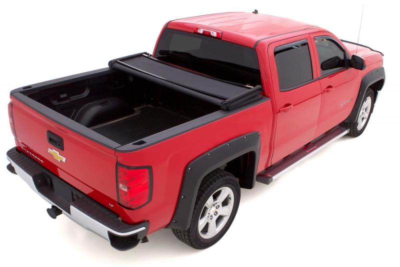 Lund 14-17 Chevy Silverado 1500 (6.5ft. Bed) Genesis Elite Tri-Fold Tonneau Cover - Black