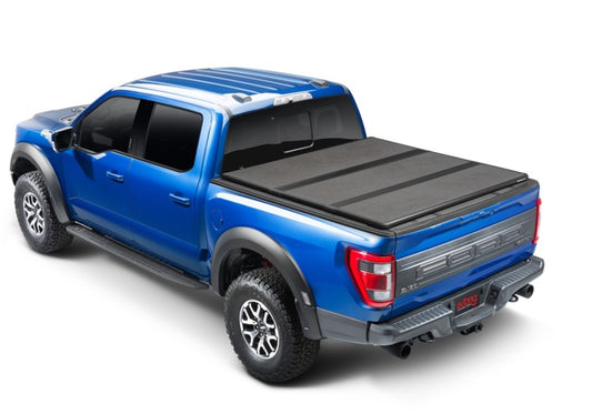 Extang 17-23 Ford Super Duty Short Bed (6ft 10in) Solid Fold ALX