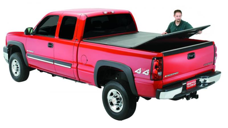 Lund 99-17 Ford F-250 Super Duty (8ft. Bed) Genesis Tri-Fold Tonneau Cover - Black