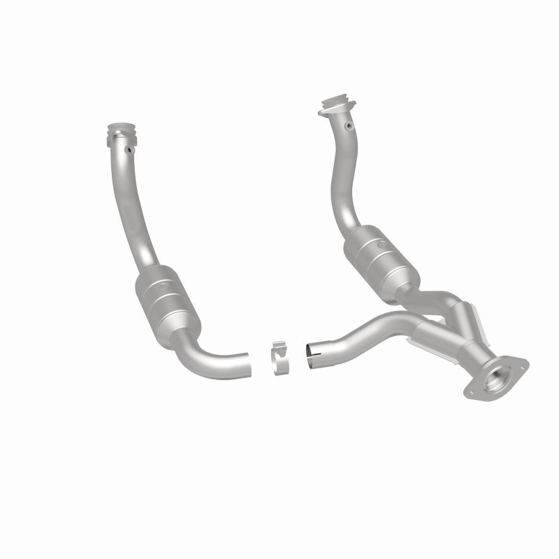 Magnaflow Conv DF 08-10 Ford F-250/F-250 SD/F-350/F-350 SD 5.4L/6.8L / F-450 SD 6.8L Y-Pipe Assembly