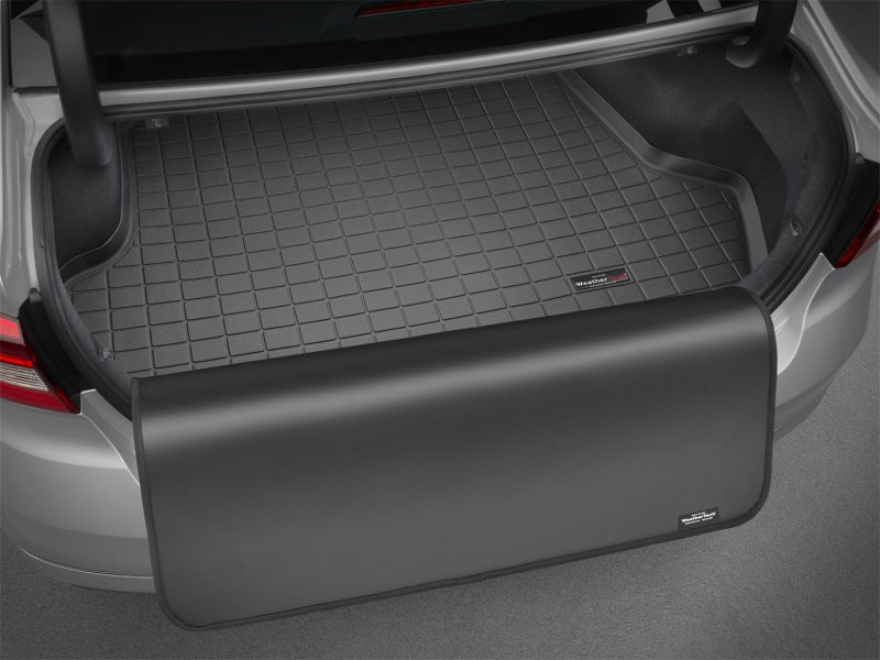 WeatherTech 04-15 Nissan Armada Cargo Liner w/ Bumper Protector - Black